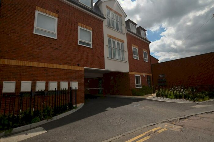 1 Bedroom Apartment To Rent In Cherrywood Heights, Clifton Road, Loughton, IG10