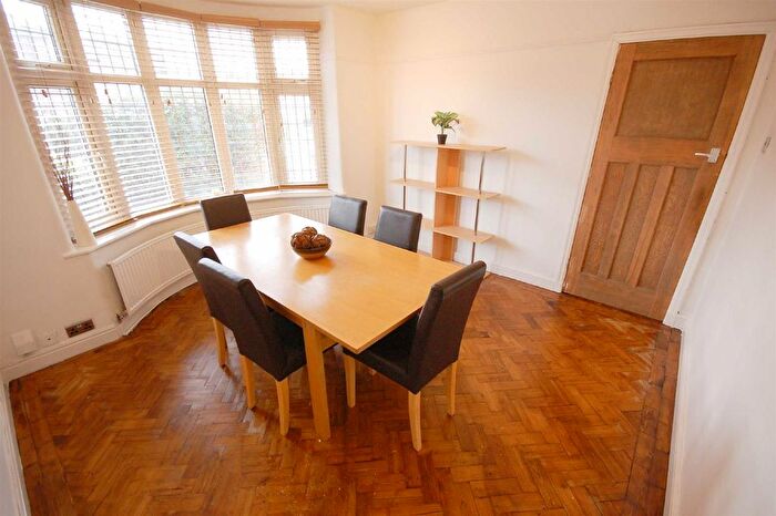 3 Bedroom Property To Rent In Moor Park Road, East Didsbury, Manchester, M20