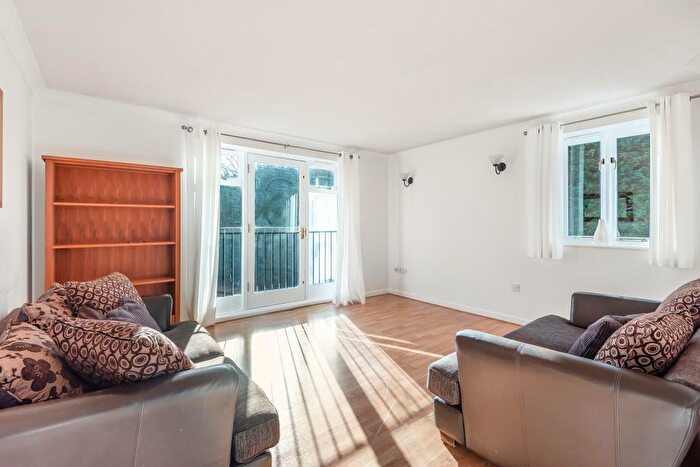 2 Bedroom Apartment To Rent In Abingdon, Oxfordshire, OX14