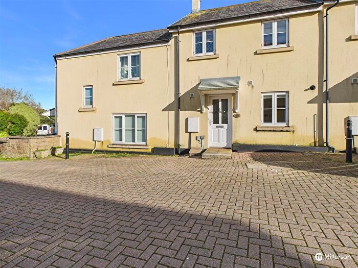 3 Bedroom Terraced House For Sale In Madison Close, Hayle, TR27