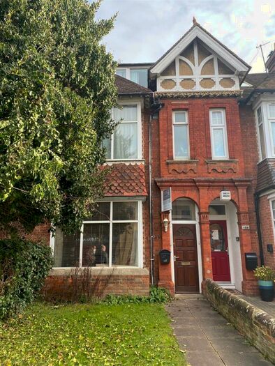 6 Bedroom House To Rent In Banbury Road, Summertown, OX2