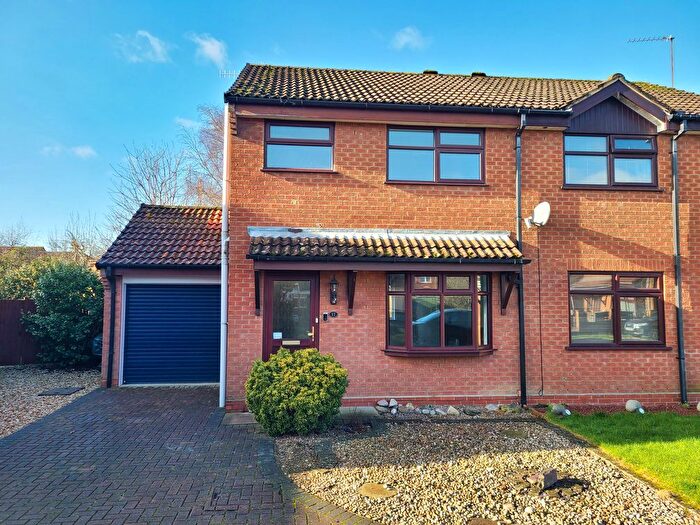 3 Bedroom Semi Detached House For Sale In Silkin Gardens, West Totton, SO40