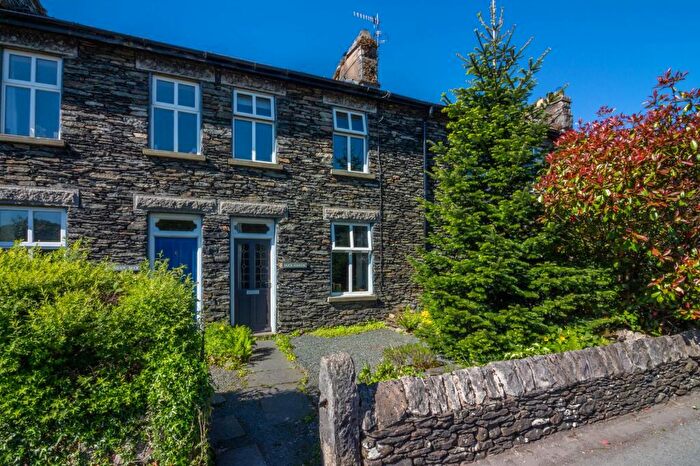 4 Bedroom Terraced House For Sale In Gowan Terrace, Staveley, LA8