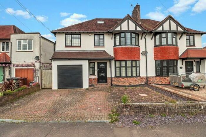 6 Bedroom House To Rent In The Avenue, Hailsham, BN27