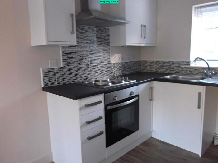 1 Bedroom Apartment To Rent In Caldercliffe Road, Huddersfield, HD4