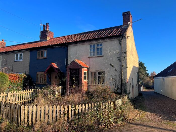 2 Bedroom End Of Terrace House For Sale In Aylsham Road, Tuttington, Norwich, NR11