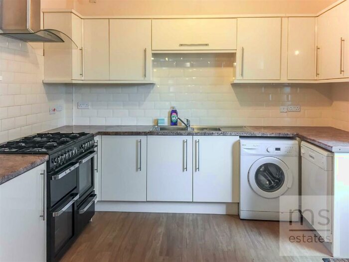 8 Bedroom Semi-Detached House To Rent In Derby Road, Lenton, Nottingham, NG7