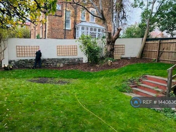 3 Bedroom Flat To Rent In Clifton, Bristol, BS8