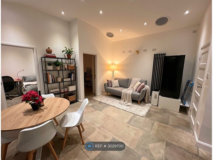 2 Bedroom Flat To Rent In Cranfield, Bedford, MK43