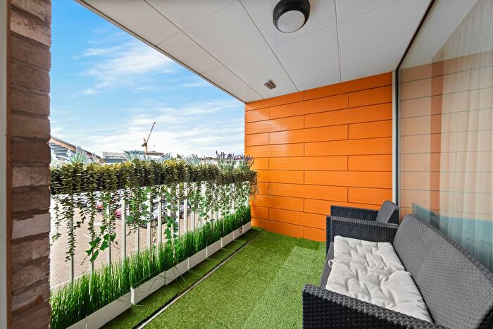 1 Bedroom Flat For Sale In Cyrus Field Street, London, SE10