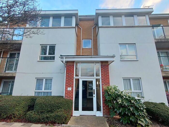 2 Bedroom Flat To Rent In Erebus Drive, Thamesmead, London, SE28