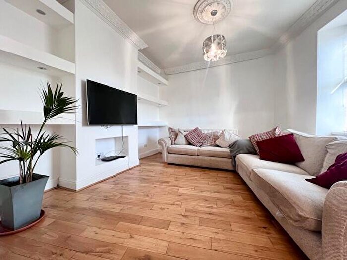 2 Bedroom End Of Terrace House To Rent In Talbot Place, Sheffield, S2