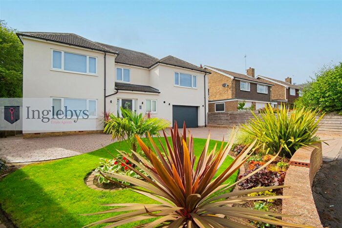 6 Bedroom Detached House For Sale In The Fairway, Saltburn-By-The-Sea, TS12