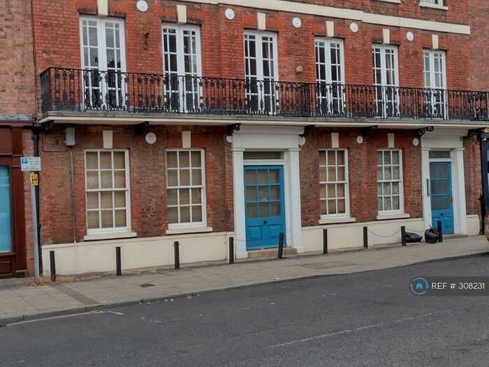 2 Bedroom Flat To Rent In Georgian Court, Wisbech, PE13