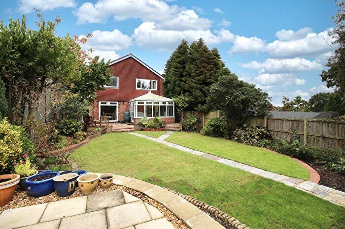 4 Bedroom Detached House For Sale In Old Bridge Close, Bursledon, SO31