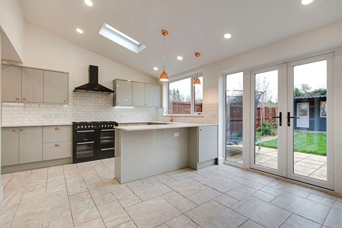4 Bedroom Semi Detached House To Rent In Sidcup Road, London, SE9