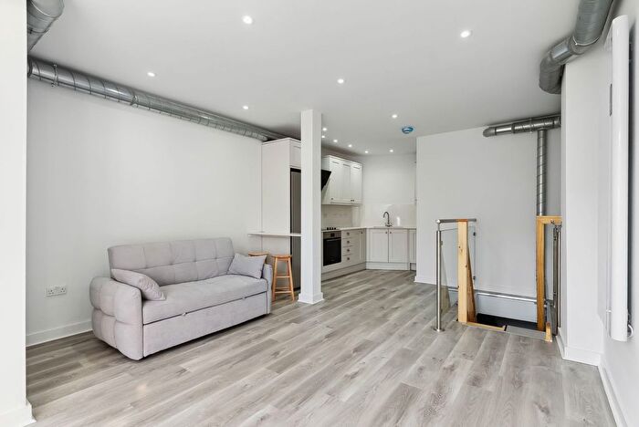 Property To Rent In Clapham Manor Street, London, SW4