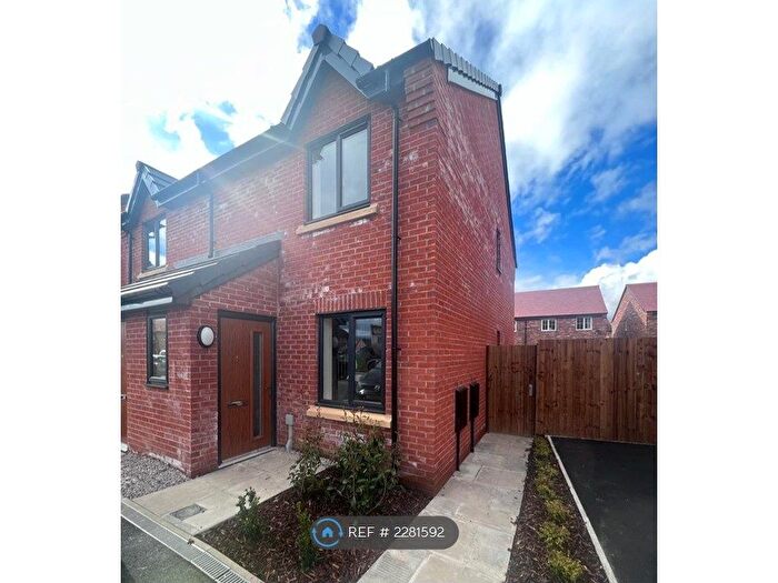 2 Bedroom Semi-Detached House To Rent In Balwen Close, Winsford, CW7