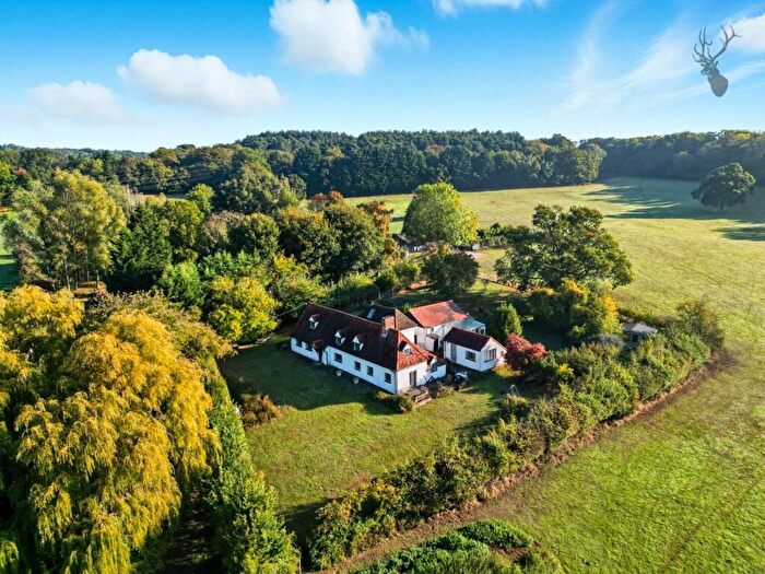 5 Bedroom Detached House For Sale In Mount End, Theydon Mount, CM16