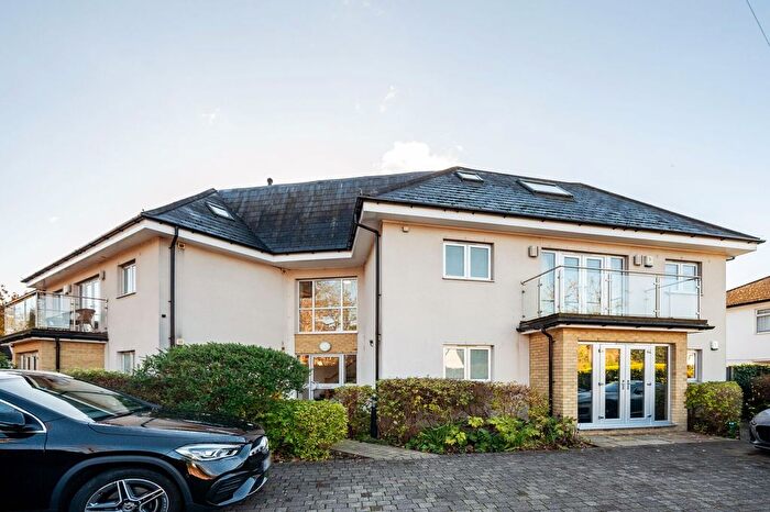 2 Bedroom Flat To Rent In Clarence Road, Bickley, Bromley, BR1