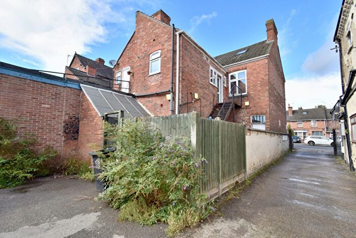 3 Bedroom Flat To Rent In Uppingham Road, Leicester, Leicestershire, LE5