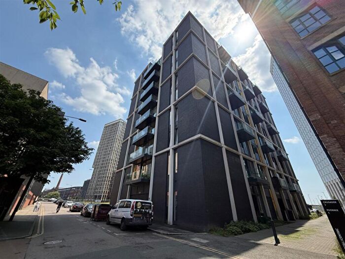 2 Bedroom Apartment For Sale In Crusader Mill, Chapeltown Street, Manchester, M1