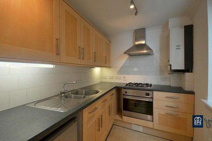1 Bedroom Flat To Rent In Carlyle Road, CB4
