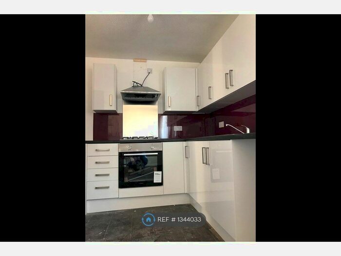 2 Bedroom Flat To Rent In Herbert Street, Preston, PR1