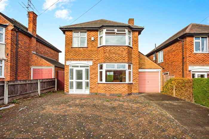 3 Bedroom Detached House For Sale In Canberra Crescent, West Bridgford, Nottingham, Nottinghamshire, NG2