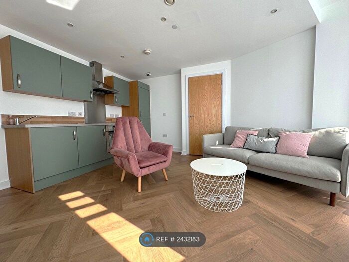 2 Bedroom Flat To Rent In Echo Central, Leeds, LS9