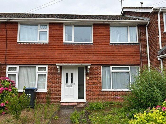 3 Bedroom House To Rent In Hanover Place Canterbury Kent, CT2