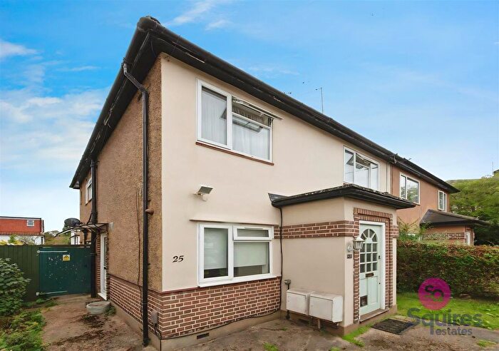 2 Bedroom Maisonette To Rent In Vineyard Avenue, Mill Hill, NW7