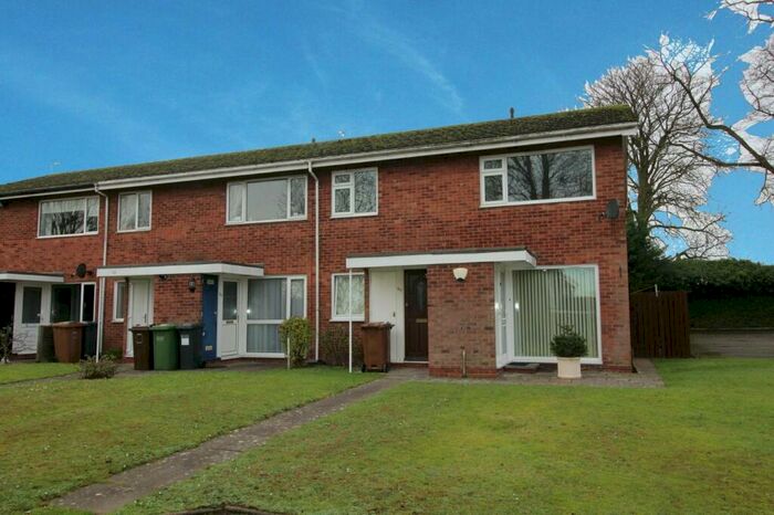 2 Bedroom Maisonette To Rent In Myton Drive, Shirley, Solihull, B90