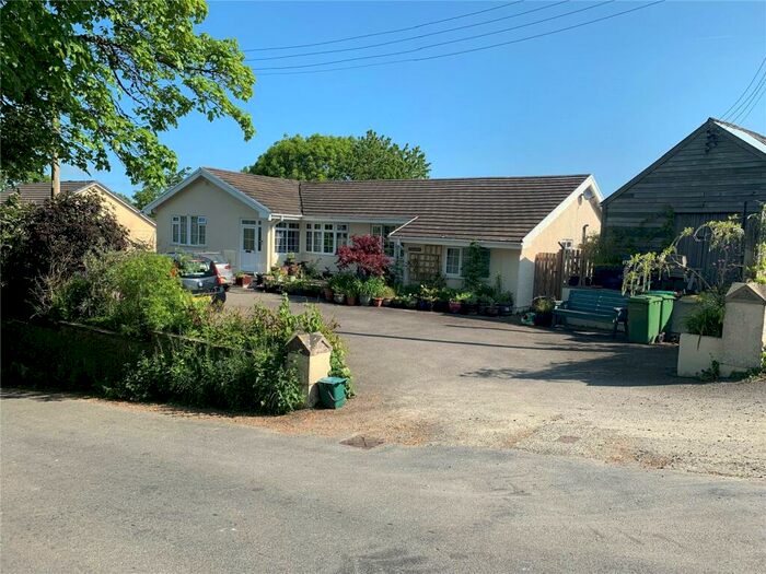 4 Bedroom Bungalow For Sale In Velindre, Llandysul, Carmarthenshire, SA44