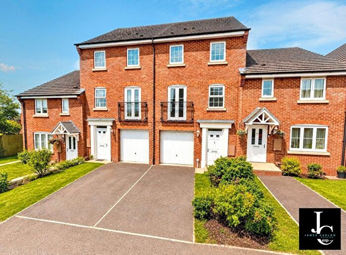 3 Bedroom Town House For Sale In Elmwood Road, Arleston, Telford, TF1