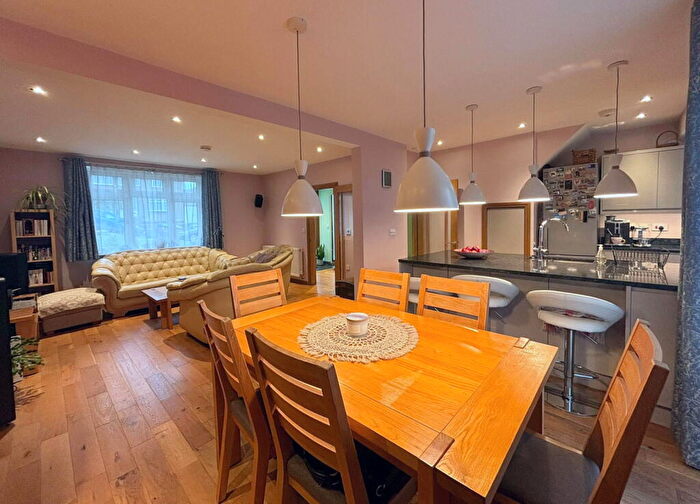 3 Bedroom Semi-Detached House For Sale In Dunstable Close, Harold Hill, RM3