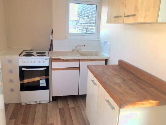 1 Bedroom Apartment To Rent In High Street, Sidcup, DA14