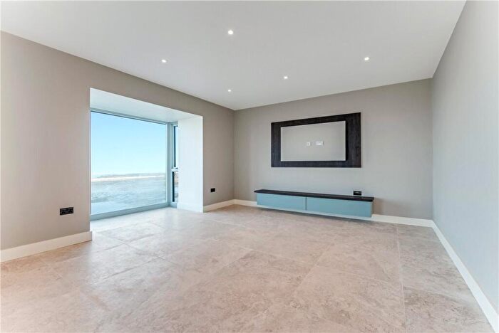 3 Bedroom Apartment For Sale In Farne House, Crewe Street, Seahouses, Northumberland, NE68