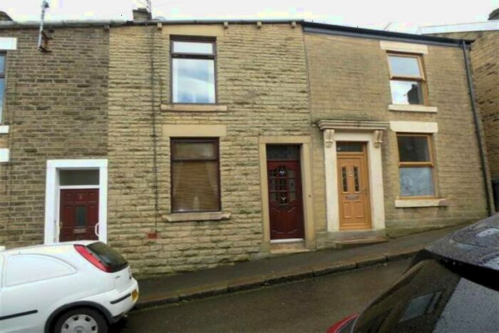 2 Bedroom Terraced House To Rent In Union Street, Glossop, SK13
