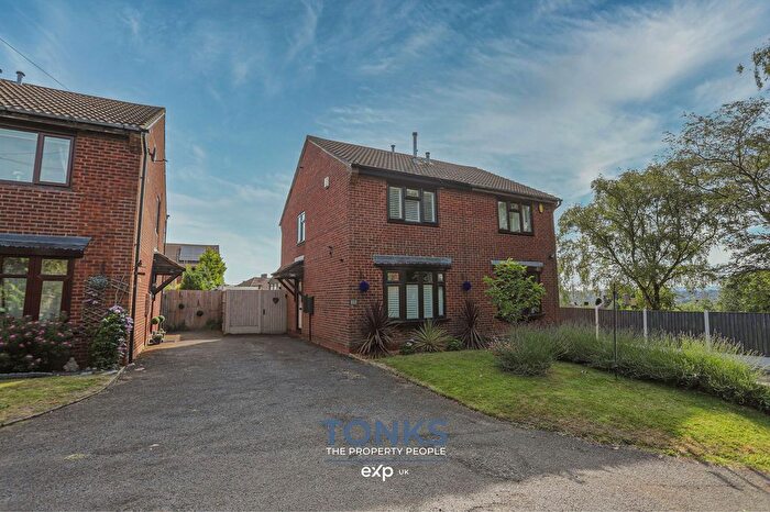 2 Bedroom Semi-Detached House For Sale In Willetts Drive, Halesowen, B63