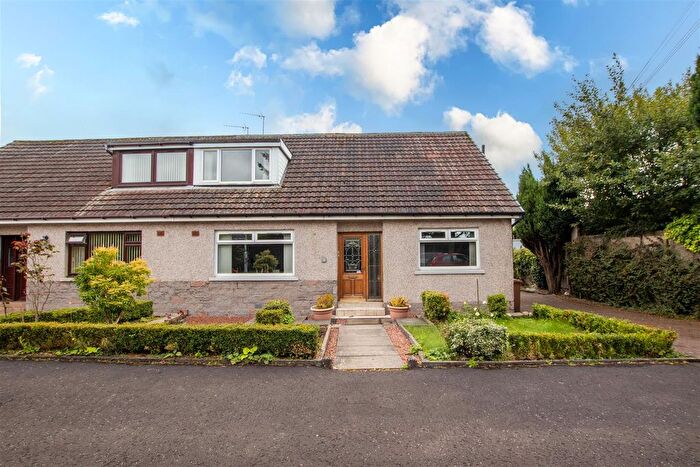 3 Bedroom Semi-Detached House For Sale In Viewpark Place, Motherwell, ML1