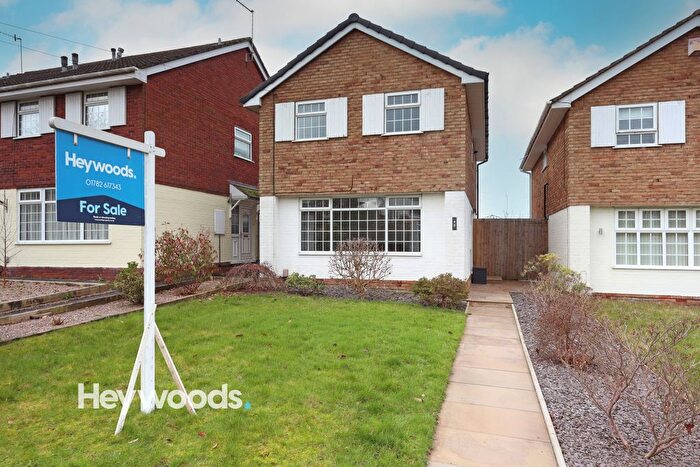3 Bedroom Detached House For Sale In Seabridge Road, Newcastle-Under-Lyme, Staffordshire, ST5