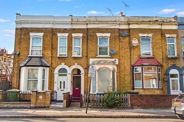 1 Bedroom Flat For Sale In Ham Park Road, London, E15
