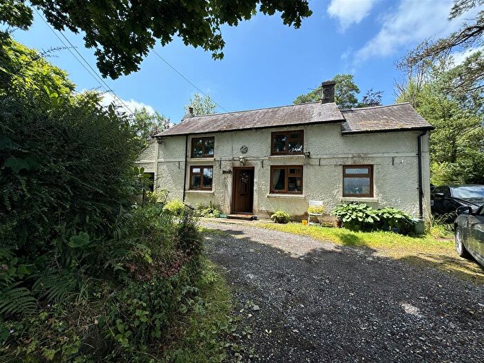 4 Bedroom Detached House For Sale In Dryslwyn, Carmarthen, SA32