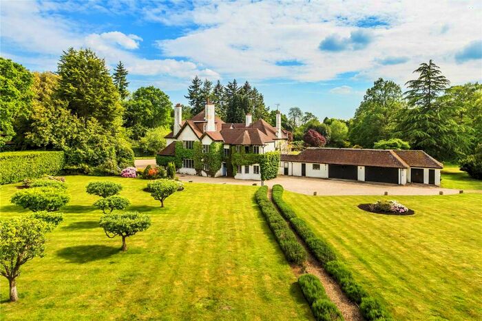9 Bedroom Detached House For Sale In Priors Hatch Lane, Hurtmore, Godalming, Surrey, GU7