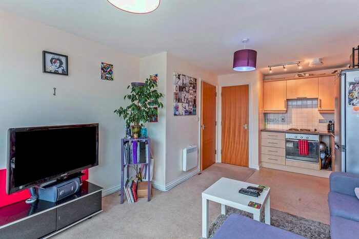 1 Bedroom Flat To Rent In Effra Parade, Brixton, London, SW2