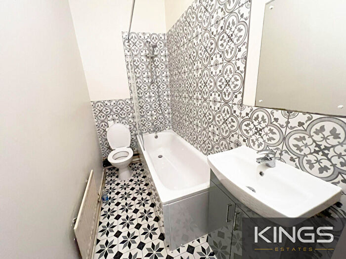 6 Bedroom Terraced House To Rent In The Avenue, Southampton, SO17