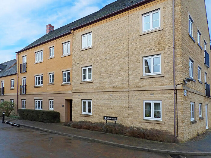2 Bedroom Apartment To Rent In Mead Lane, Witney, Oxfordshire, OX28