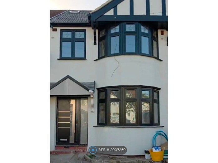 5 Bedroom Terraced House To Rent In Bramcote Avenue, Mitcham, CR4
