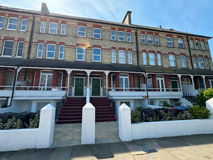 2 Bedroom Flat To Rent In Westgate Bay Avenue, Westgate-on-Sea, Kent, CT8